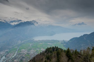 Bernese Alpleri 'nin inanılmaz manzarası. Arka plan doğa, özgürlük