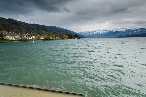 Miasto Thun Jezioro Thun Pochmurną Deszczową Pogodę — Zdjęcie stockowe