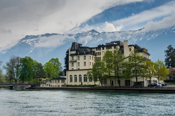 Interlaken Şehri Nehir Seti Güzel Manzara — Stok fotoğraf