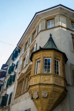 Güzel İsviçre şehri Solothurn. Sokak mimarisi, manzaralar