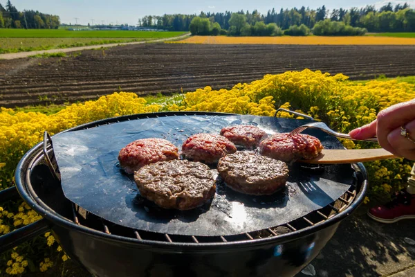 Cooking Burgers Charcoal Grill Food Nature —  Fotos de Stock
