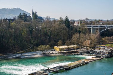 Güzel İsviçre şehri Bern, mimari, sokak manzarası