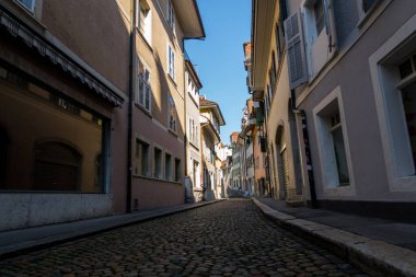 Güzel İsviçre şehri Solothurn. Sokak mimarisi, manzaralar