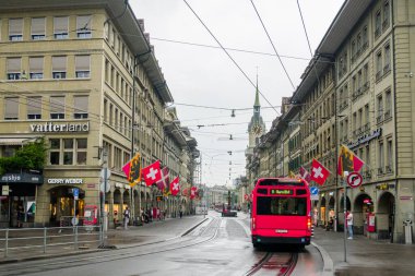 Yağmurlu havada muhteşem Bern. mimari, şehir, manzara