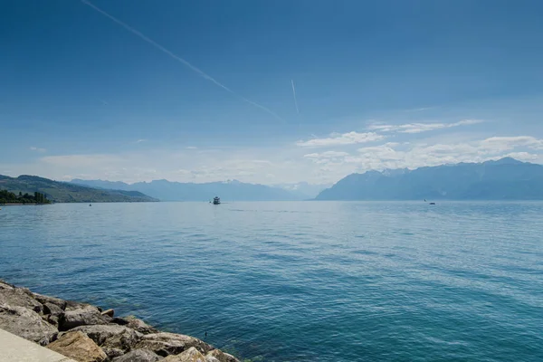 Wycieczka Łodzią Jeziorze Genewskim Piękne Tła Krajobrazy — Zdjęcie stockowe