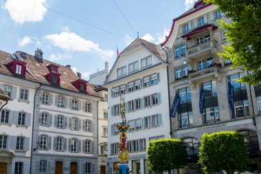 İsviçre 'nin güzel şehri Lucerne. Şehir manzaraları ve mimari