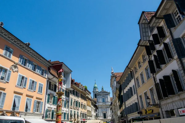 Neuvěřitelně Krásné Město Solothurn Švýcarsku Architektura Zázemí — Stock fotografie
