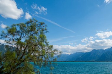 Montreux yakınlarındaki Geneva Gölü. nefes kesici manzara