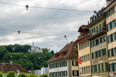 İsviçre 'nin muhteşem şehri Lucerne. Mimari ve şehir