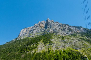 İsviçre 'de güzel Alpler ve Şelaleler. Bernese Alpleri