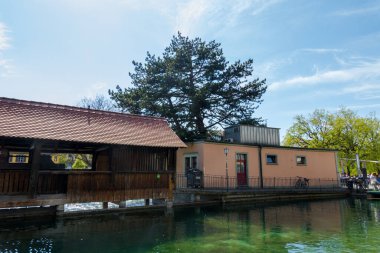 Thun, İsviçre. Antik mimari ve güzel manzara