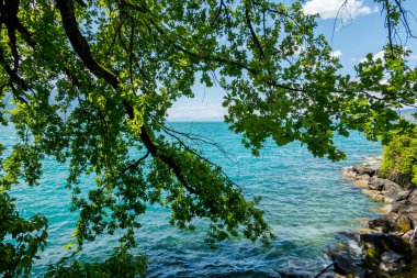 Montreux yakınlarındaki Geneva Gölü. nefes kesici manzara