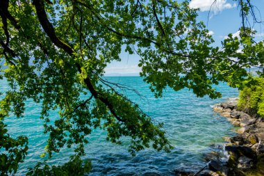 Montreux yakınlarındaki Geneva Gölü. nefes kesici manzara