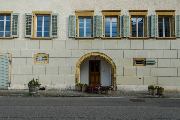 Prachtige Zwitserse Stad Murten Architecture Oude Mooie Stad — Stockfoto