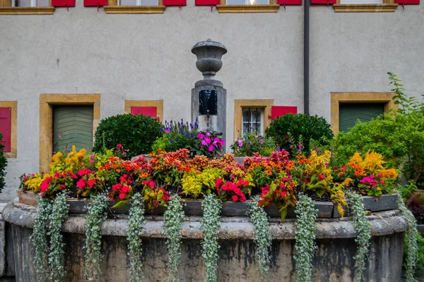 Великолепный Швейцарский Город Murten Architecture Древний Красивый Город — стоковое фото