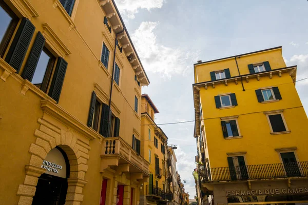Πανέμορφη Βερόνα Μια Πόλη Στην Ιταλία Αρχιτεκτονική Και Μεσαιωνική Υπέροχη — Φωτογραφία Αρχείου