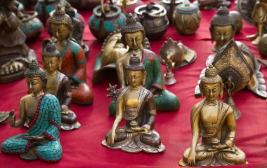 Buda heykelleri bronz