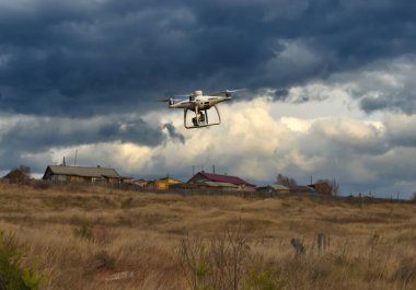 Yüksek çözünürlüklü kameralı profesyonel RTK İHA.