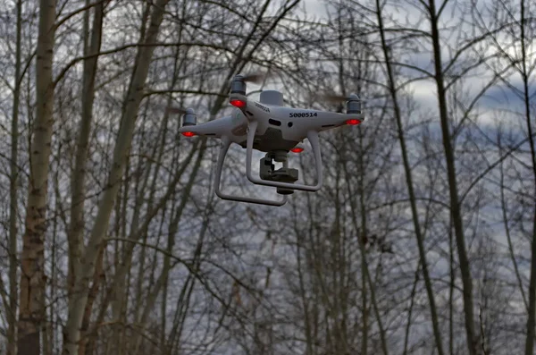 Drone RTK profissional com câmera de alta resolução a bordo — Fotografia de Stock