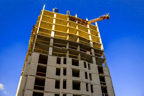 Baustelle Und Gelber Kran Hintergrund Blauer Himmel Foto — Stockfoto