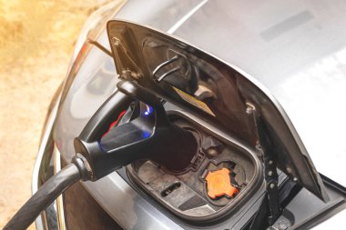 Elektrikli araba şarjı. Kapatın. 