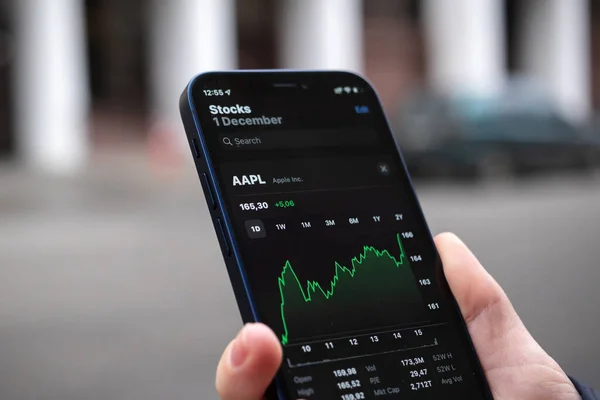 우크라이나 하리코프 2021 Apple Aapl Stock Trade Closeup 그래프 디지털 — 스톡 사진