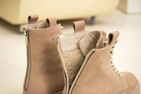 Details Stylish Beige Shoes Leather Boots Studio Shot Casual Lifestyle — Stock Photo, Image