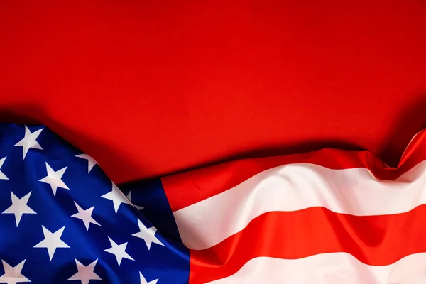 Amerikai Egyesült Államok Zászlója Vörös Alapon — Stock Fotó