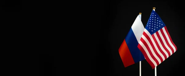 Amerikaanse Russische Vlag Conflict Wereldcrisis Oorlogsconcept Sancties Druk Politiek Zwarte — Stockfoto