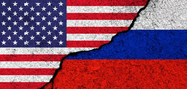 Сша Росія Прапори Намальовані Зламаній Бетонній Стіні Сполучені Штати Америка — стокове фото