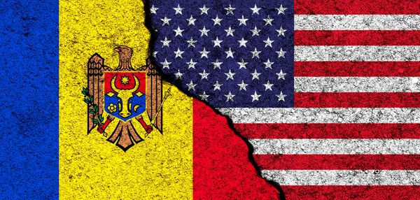 Сша Молдова Прапори Намальовані Зламаній Бетонній Стіні Сполучені Штати Америка — стокове фото