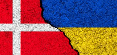 Ukrayna ve Danimarka bayrakları. Destek ve yardım, silah ve askeri teçhizat, ortaklık ve diplomasi, insani yardım ve Ukraynalı mültecilere yapılan bağışlar