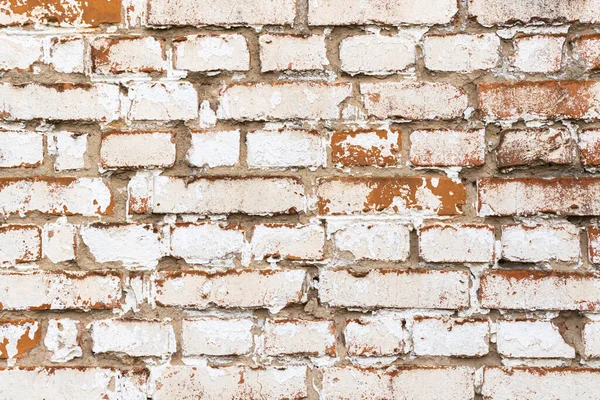 Yıpranmış beyaz boyalı eski tuğla duvar, yüksek detaylı doku arka planı