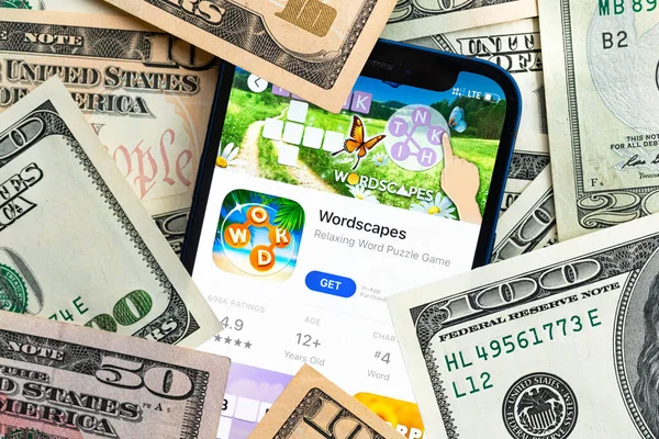 Poltava Ukraine May 2022 Wordscapes Mobile Game App Money Background —  Fotos de Stock