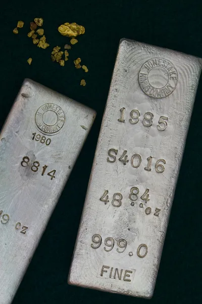 homestake madencilik şirketi gümüş külçe Bar ve doğal altın nuggets