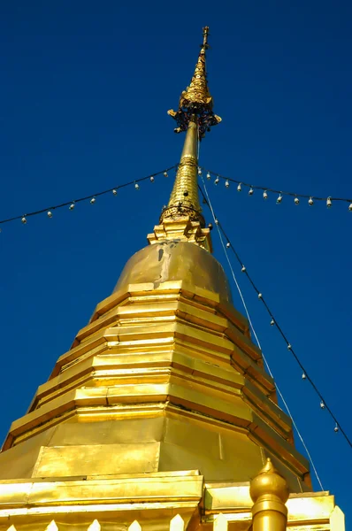 Golden pagoda — Stok fotoğraf