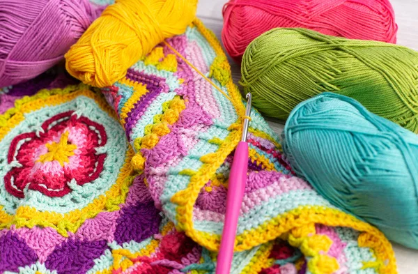 Colorful Skeins Yarn Arranged Next Crocheted Blanket — ストック写真