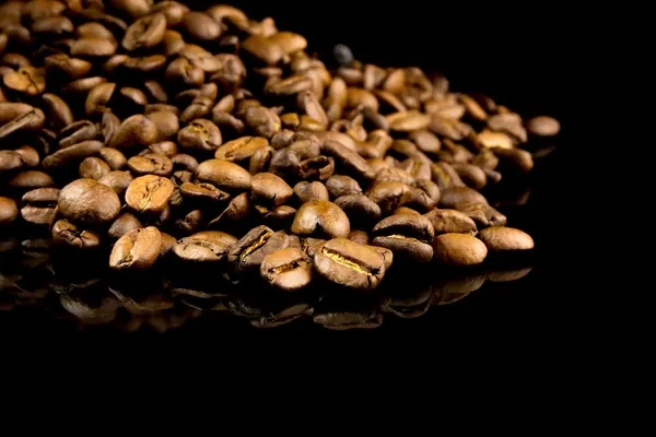 Pile of coffee beans — Stock Photo, Image