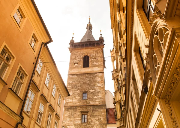 Torre em Praga cidade — Fotografia de Stock