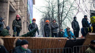 Kiev, Aralık 2013 euromaidan barikatlar