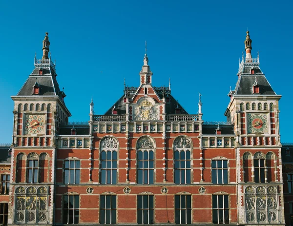 Központi pályaudvar Amszterdamban, Hollandia — Stock Fotó