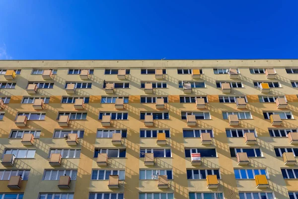 Gdynia Polonya Lerden Kalma Yenilenmiş Sosyalist Apartman Binası — Stok fotoğraf