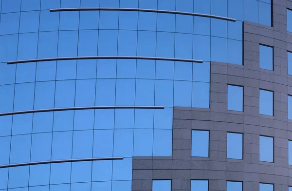 Low angle view of an office building, Gurgaon — Stock Photo, Image