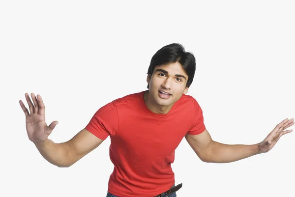 Retrato de un hombre sonriendo —  Fotos de Stock