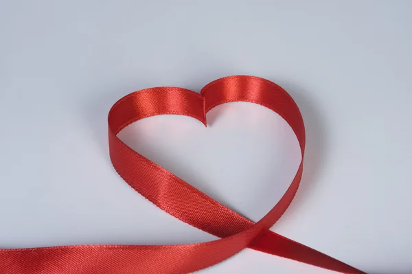 Close-up of a heart shaped ribbon — Stock Photo, Image