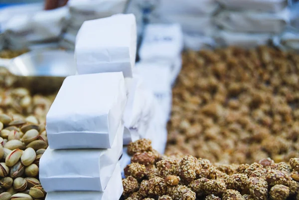 Pistage och rostade jordnötter — Stockfoto