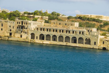 Rıhtımdaki binalar