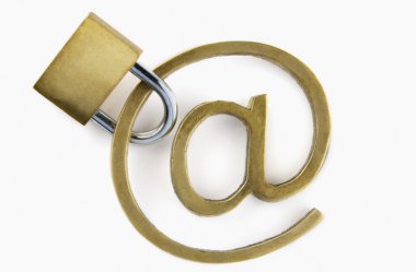 ile asma kilit simgesi