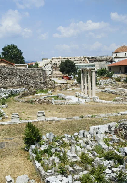 Rovine di un colonnato — Foto Stock