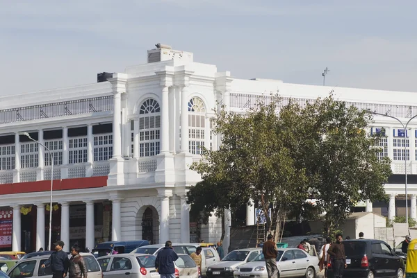 Vehículos en el estacionamiento —  Fotos de Stock